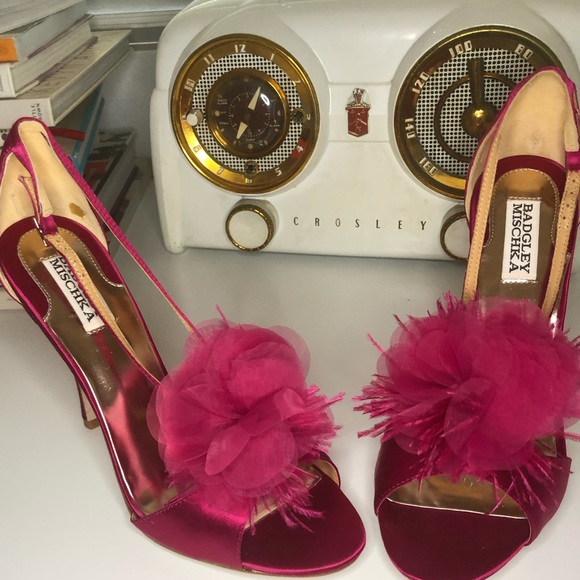 ❌SOLD❌ Badgley Mischka Kiwi Sandal **Never Worn** - Picture 5 of 8